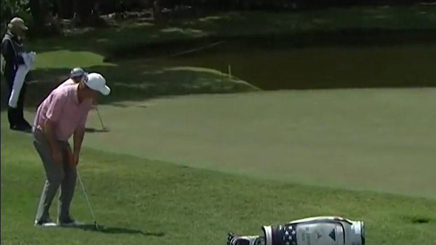 PGA Tour winner goes ONE-HANDED on chip shots: "It can't cause me any problems!"
