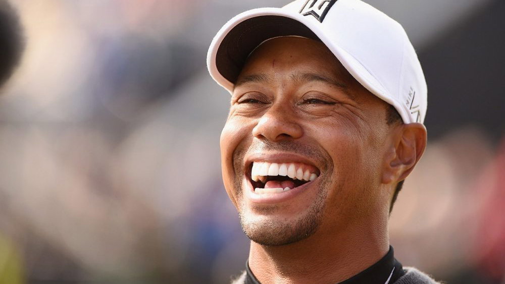 WATCH: Tiger Woods is an absolute SAVAGE with Bryson DeChambeau...