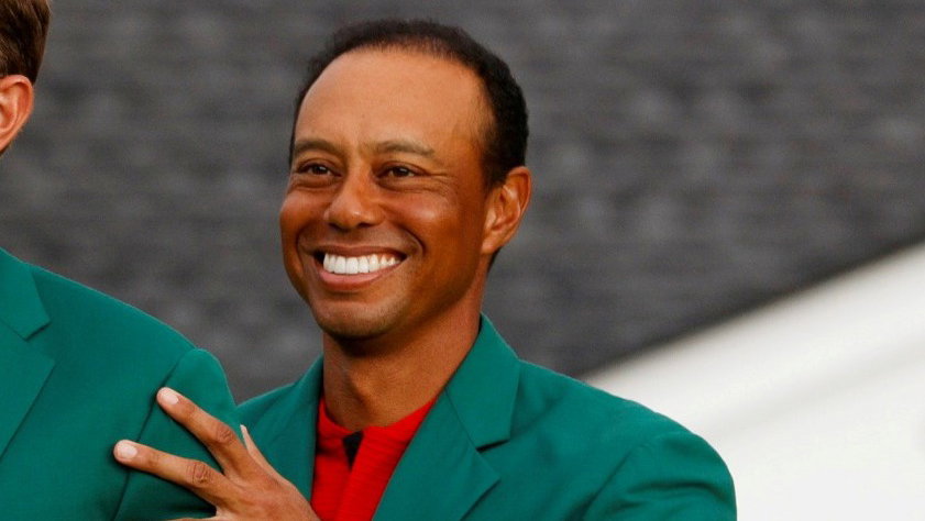 World-famous musician Kenny G shares AMAZING Tiger Woods gambling story