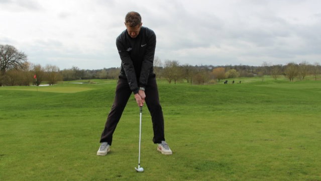 fixing a wide golf stance