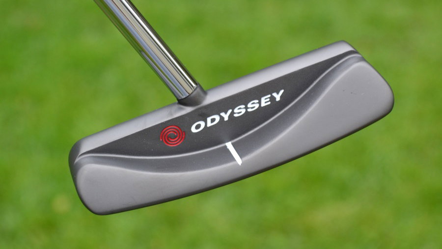 man tries to sell golf putter, gets crazy response