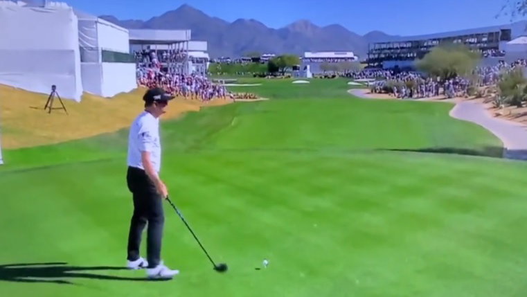 WATCH: Zach Johnson accidentally knocks his golf ball off the tee AGAIN!
