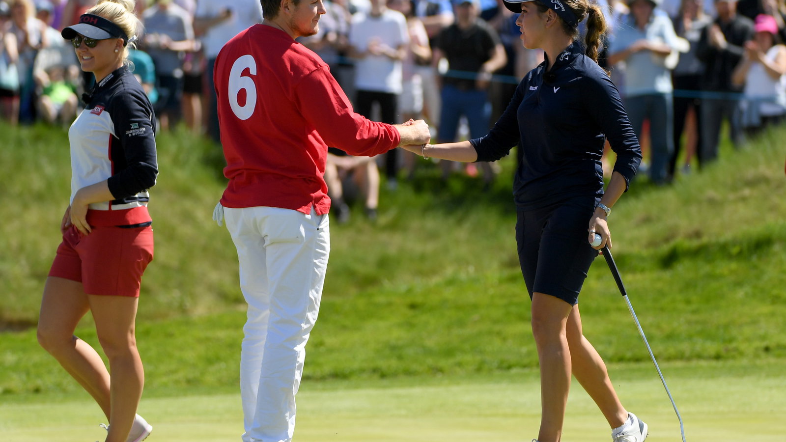 WATCH: Eddie Pepperell begs to England Women to concede putt at GolfSixes