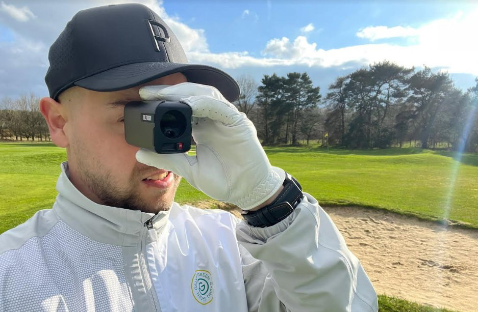 GolfBuddy aim Quantum Rangefinder: 